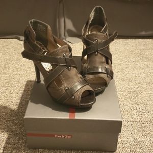 brown bootie, size 8.5
